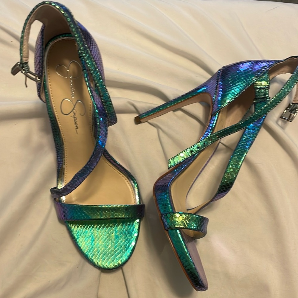 Jessica Simpson green and purple